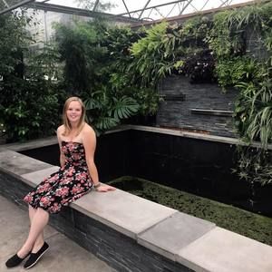 Meet your Posher, Jenn